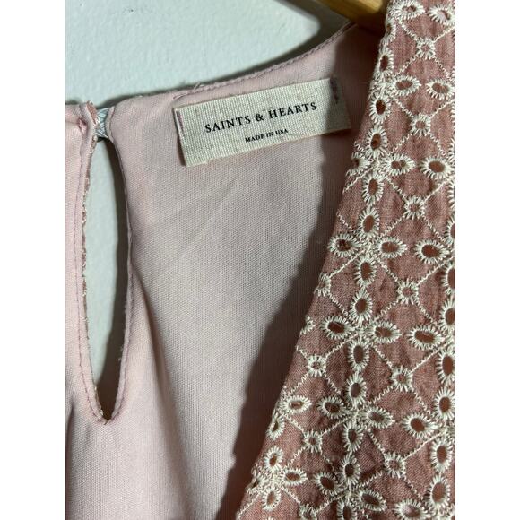 Saints & Hearts Crop Eyelet Blouse Bohemian  Gauze Fabric rose pink Medium - Picture 5 of 9